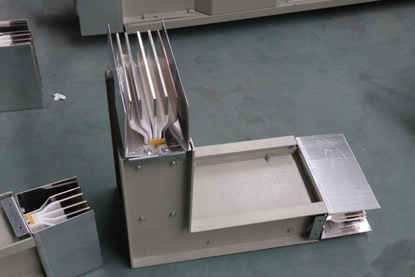 <b>���̰���</b>